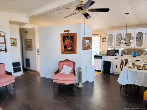 196 SE Trafalgar Terrace Stuart FL 34994