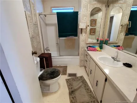 196 SE Trafalgar Terrace Stuart FL 34994