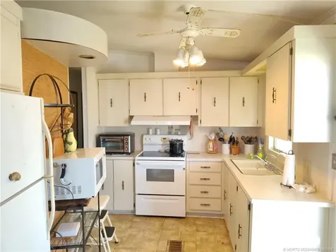 196 SE Trafalgar Terrace Stuart FL 34994