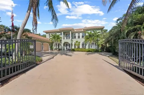 1625 SE Saint Lucie Boulevard Stuart FL 34996