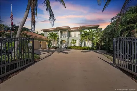 1625 SE Saint Lucie Boulevard Stuart FL 34996