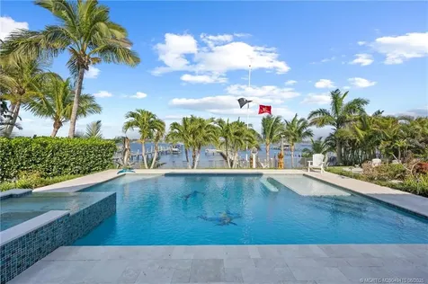 1625 SE Saint Lucie Boulevard Stuart FL 34996