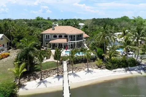 1625 SE Saint Lucie Boulevard Stuart FL 34996