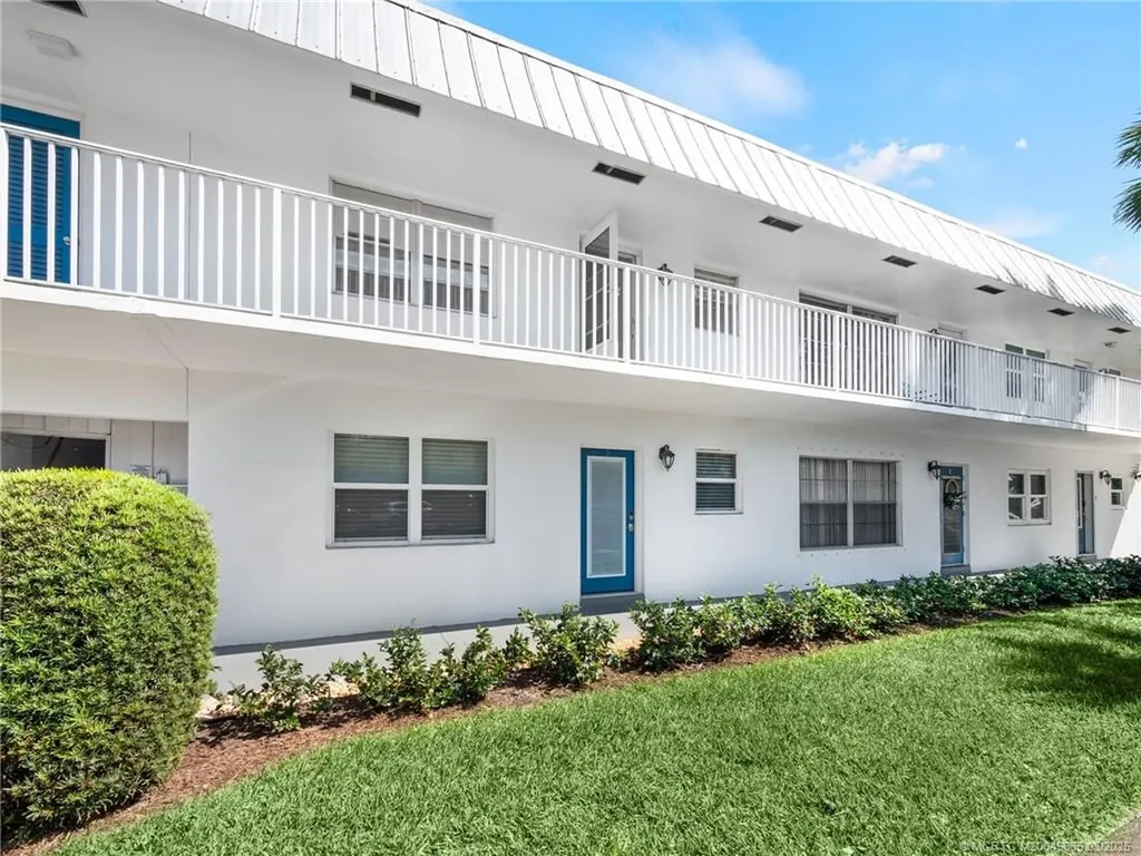 2929 SE Ocean Boulevard Stuart FL 34996