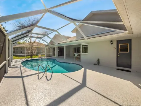 2801 SE Hutchings Avenue Port St Lucie FL 34952