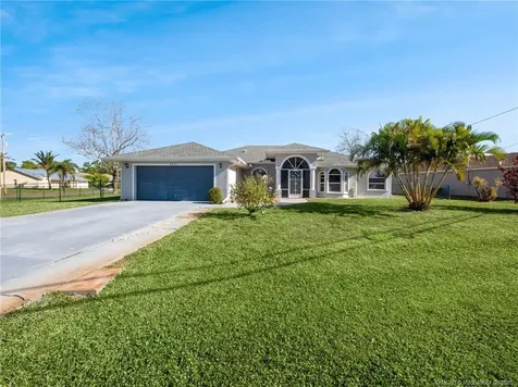 2801 SE Hutchings Avenue Port St Lucie FL 34952