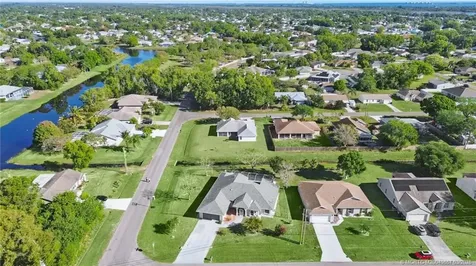 2801 SE Hutchings Avenue Port St Lucie FL 34952