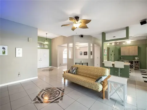 2801 SE Hutchings Avenue Port St Lucie FL 34952