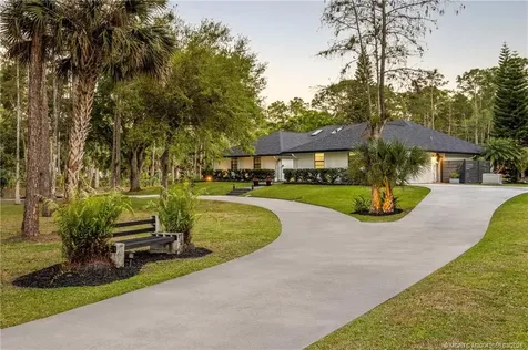9544 Mockingbird Trail Jupiter FL 33478