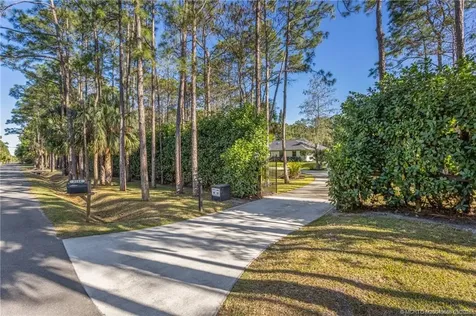 9544 Mockingbird Trail Jupiter FL 33478