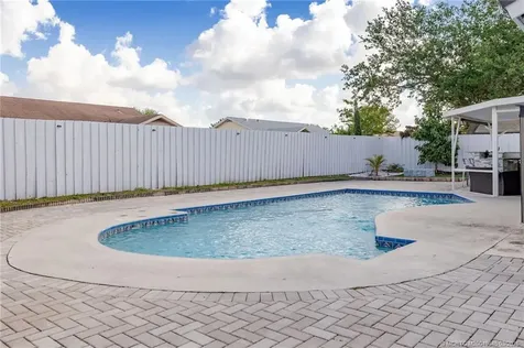 10187 Patience Lane Royal Palm Beach FL 33411