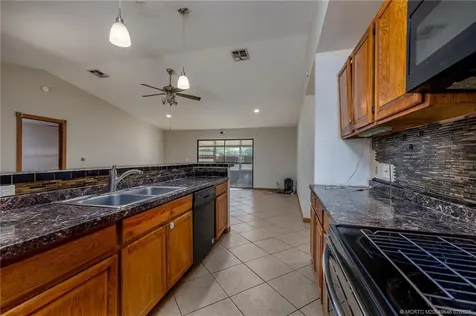 2360 SE 27th Street Okeechobee FL 34974