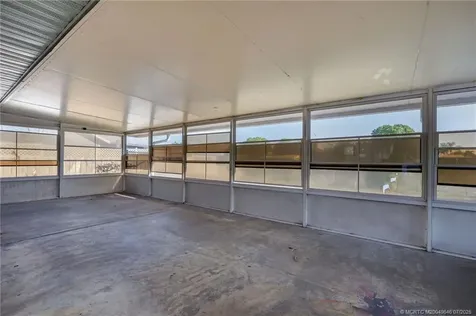 2360 SE 27th Street Okeechobee FL 34974