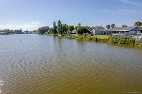 2360 SE 27th Street Okeechobee FL 34974