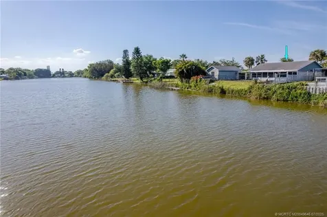 2360 SE 27th Street Okeechobee FL 34974