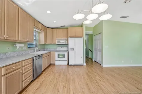 10725 S Ocean Drive Jensen Beach FL 34957