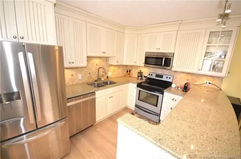 5678 SE Riverboat Drive Stuart FL 34997