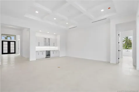 170 SE Rio Angelica Port St Lucie FL 34984