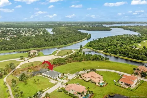 170 SE Rio Angelica Port St Lucie FL 34984