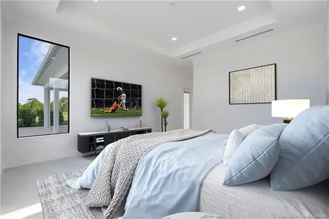 170 SE Rio Angelica Port St Lucie FL 34984