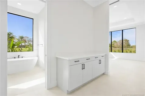 170 SE Rio Angelica Port St Lucie FL 34984