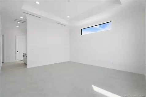 170 SE Rio Angelica Port St Lucie FL 34984