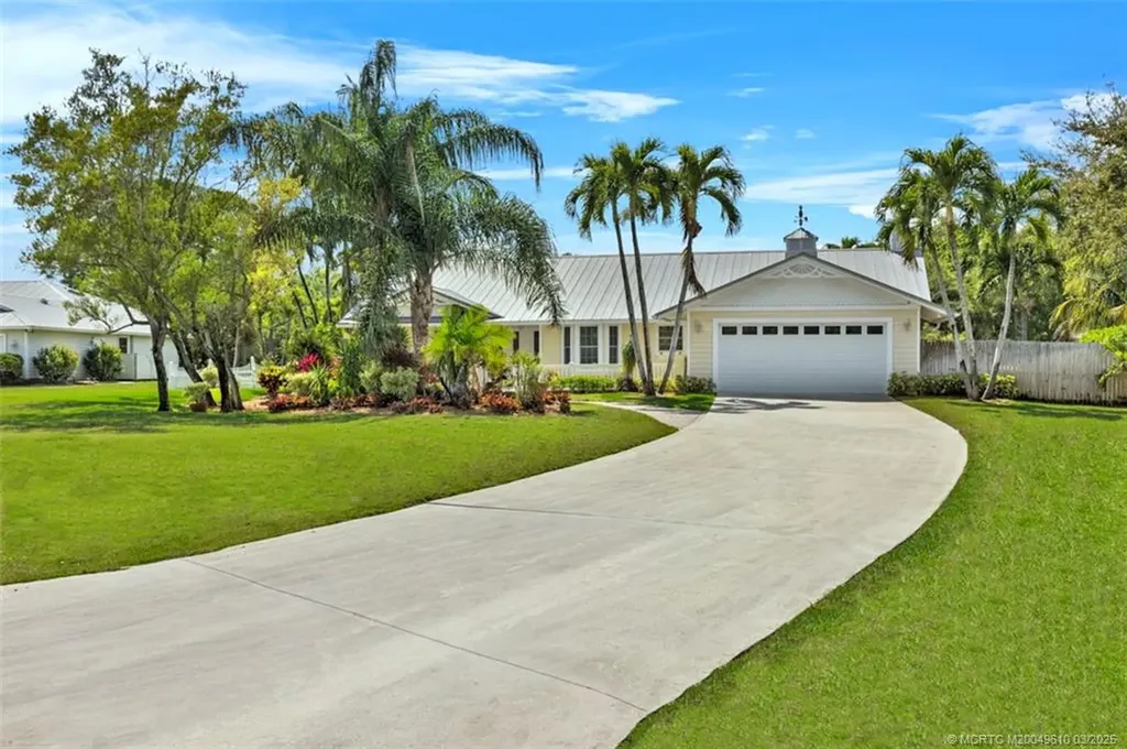 2182 NE Marlberry Lane Jensen Beach FL 34957