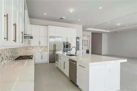 207 SE Bella Strano Port St Lucie FL 34984