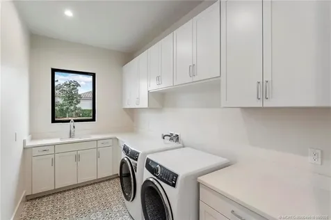 207 SE Bella Strano Port St Lucie FL 34984