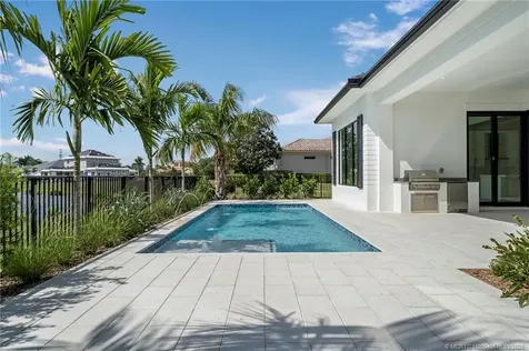 207 SE Bella Strano Port St Lucie FL 34984