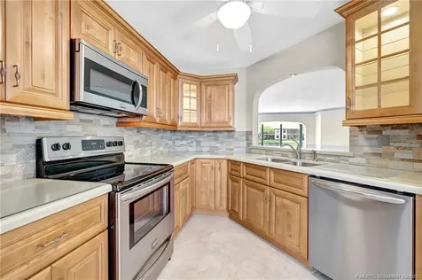 6040 SE Martinique Drive Stuart FL 34997