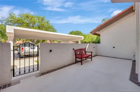 6040 SE Martinique Drive Stuart FL 34997