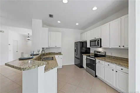 2350 NW Tulip Way Jensen Beach FL 34957