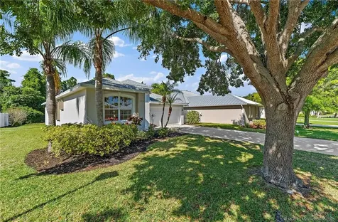 2350 NW Tulip Way Jensen Beach FL 34957