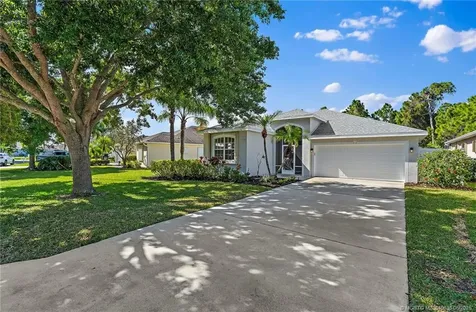 2350 NW Tulip Way Jensen Beach FL 34957