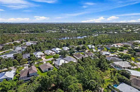 2350 NW Tulip Way Jensen Beach FL 34957