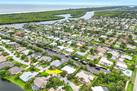 8836 SE Marina Bay Drive Hobe Sound FL 33455