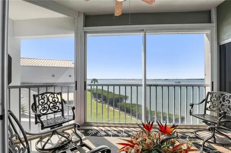 184 NE Edgewater Drive Stuart FL 34996