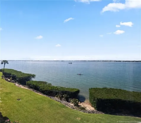 184 NE Edgewater Drive Stuart FL 34996