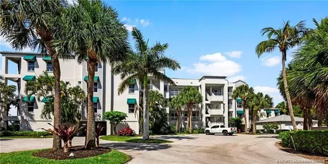 184 NE Edgewater Drive Stuart FL 34996