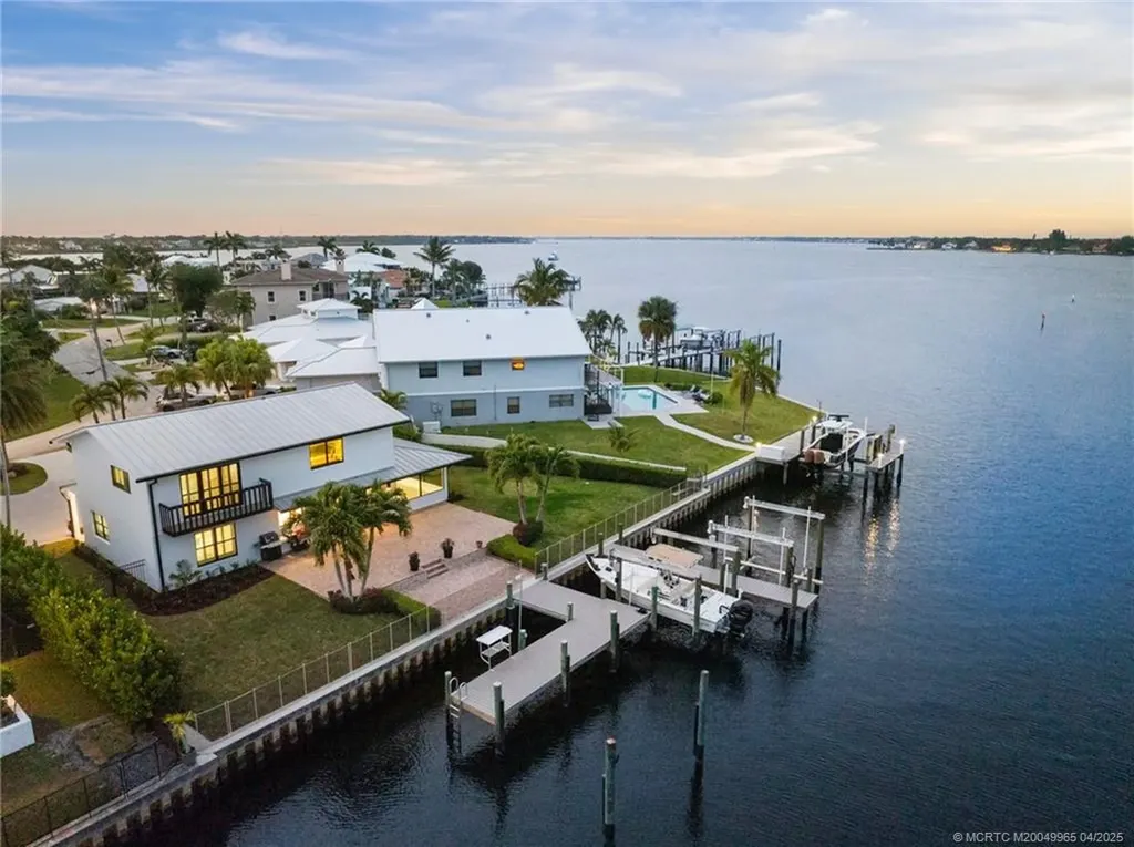 24 SW Riverway Boulevard Palm City FL 34990