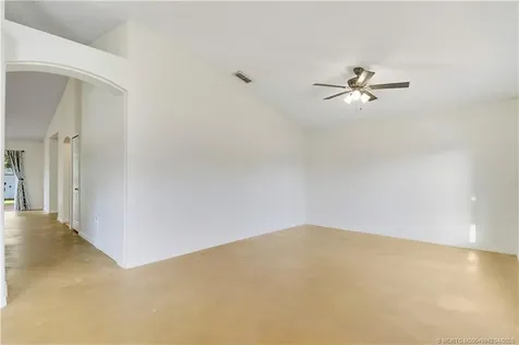 2949 SE Buccaneer Circle Port St Lucie FL 34952