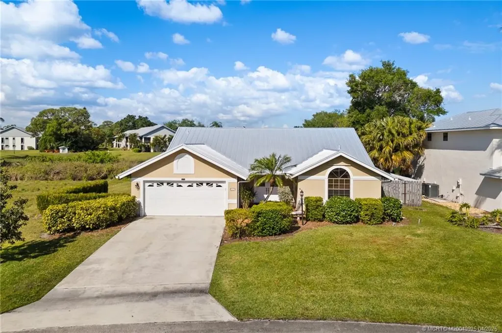 2210 NW 20th Avenue Stuart FL 34994