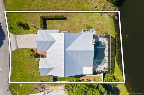 2210 NW 20th Avenue Stuart FL 34994