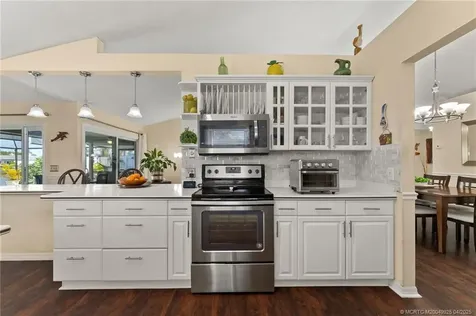 2210 NW 20th Avenue Stuart FL 34994