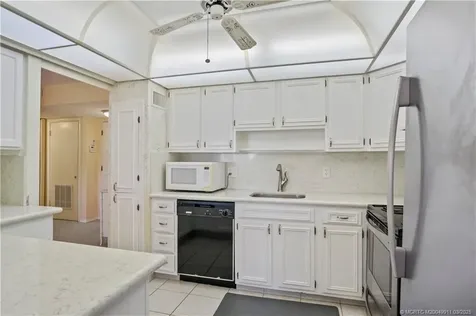 1800 SE Saint Lucie Boulevard Stuart FL 34996