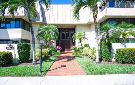 1800 SE Saint Lucie Boulevard Stuart FL 34996