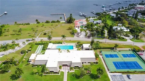 1800 SE Saint Lucie Boulevard Stuart FL 34996