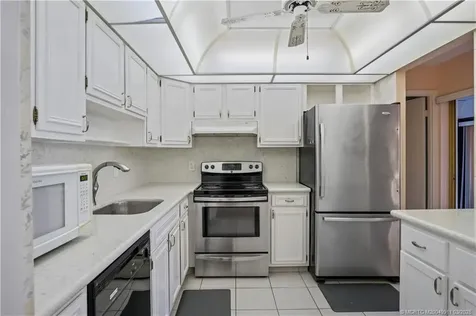 1800 SE Saint Lucie Boulevard Stuart FL 34996