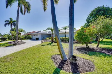 3501 SE Fairway W Stuart FL 34997